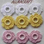 Вязаный мотив от Allmacraft - цветочки в наборе, белый-желтый-розовый, 2.5 см, 9 шт.
