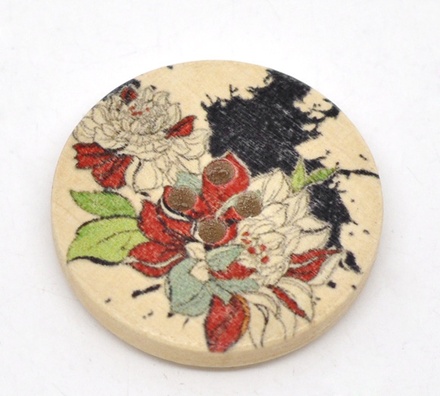 Деревянная пуговица Multicolor Flower B12739, диаметр 30 мм, 1 шт.