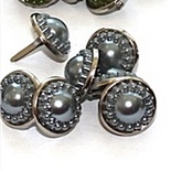 Набор брадсов Eyelet Outlet - Pearl Brads Smokey/Silver, цвет серый, в серебристой оправе, 14 мм, 10 штук