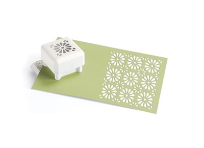 Фигурный дырокол для всей страницы Martha Stewart - Daisy Field Pattern Punch All Over the Page™