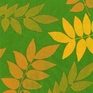 Салфетка для декупажа "Осенняя листва (силуэты)", цвет фона: зеленый, размер: 33х33 см